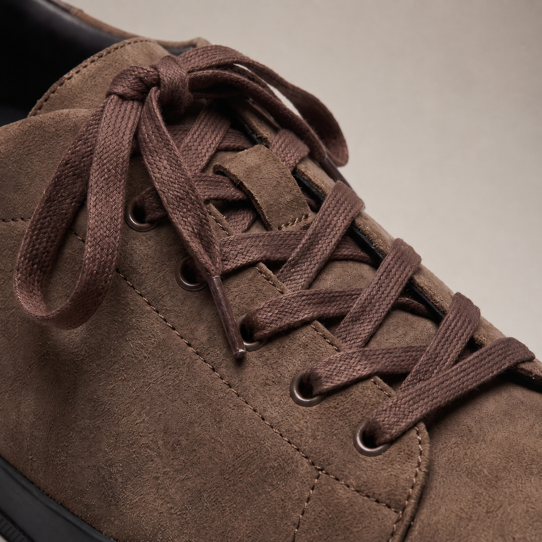 Men's Casual Lace-Up Sneakers