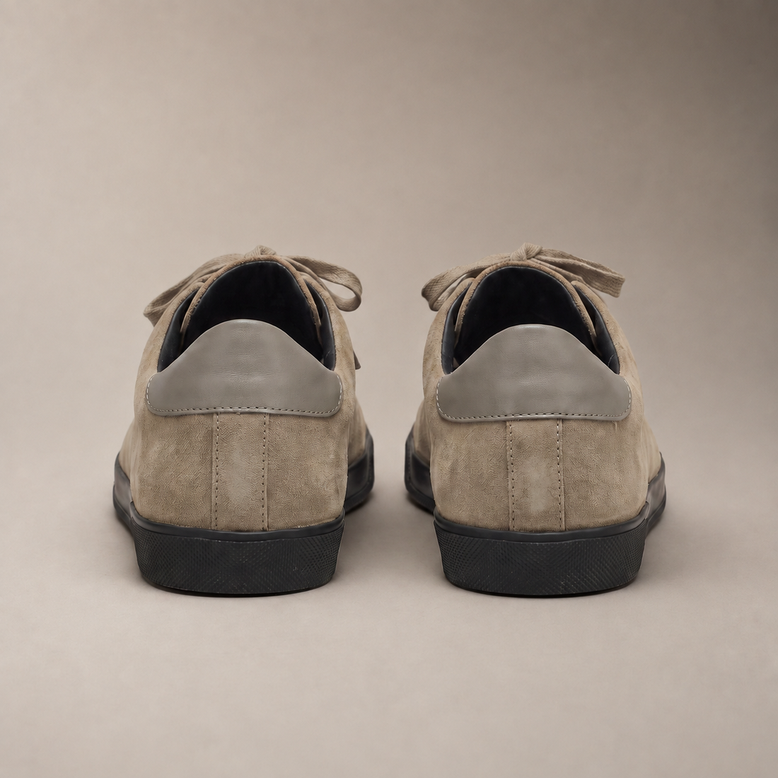 Men's Casual Lace-Up Sneakers