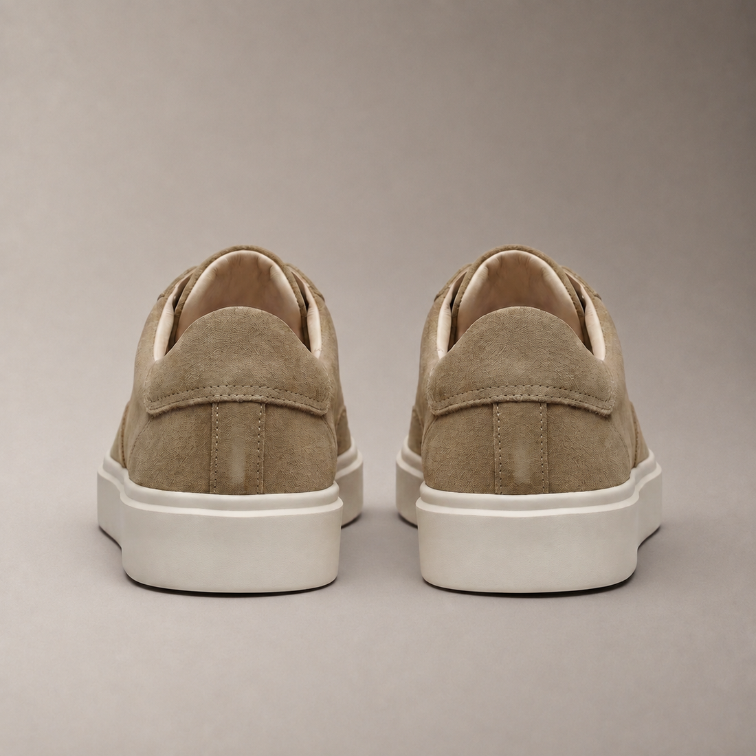 Men's Casual Lace-Up Sneakers