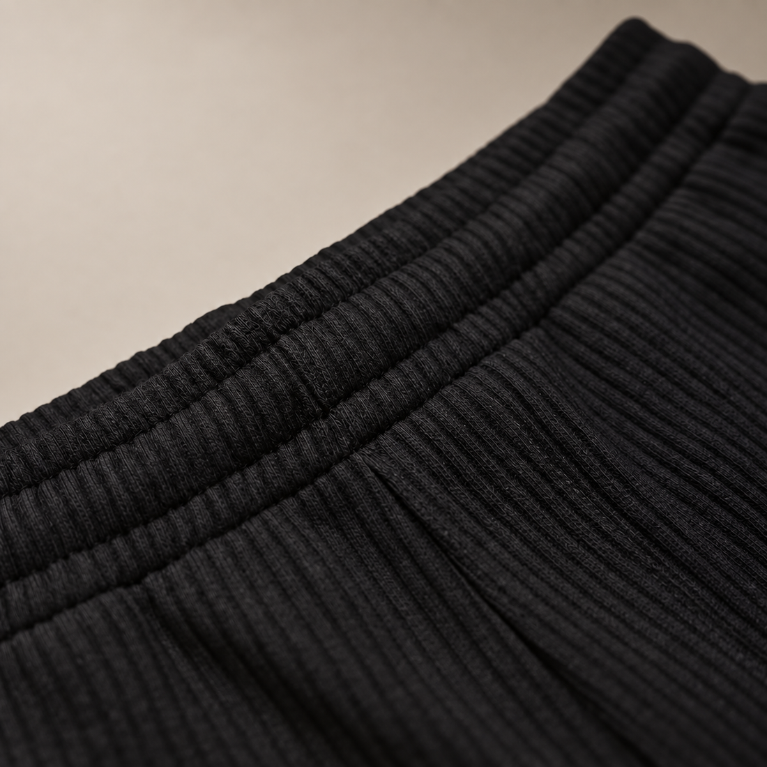 Men's Pleated Relaxed Fit Shorts