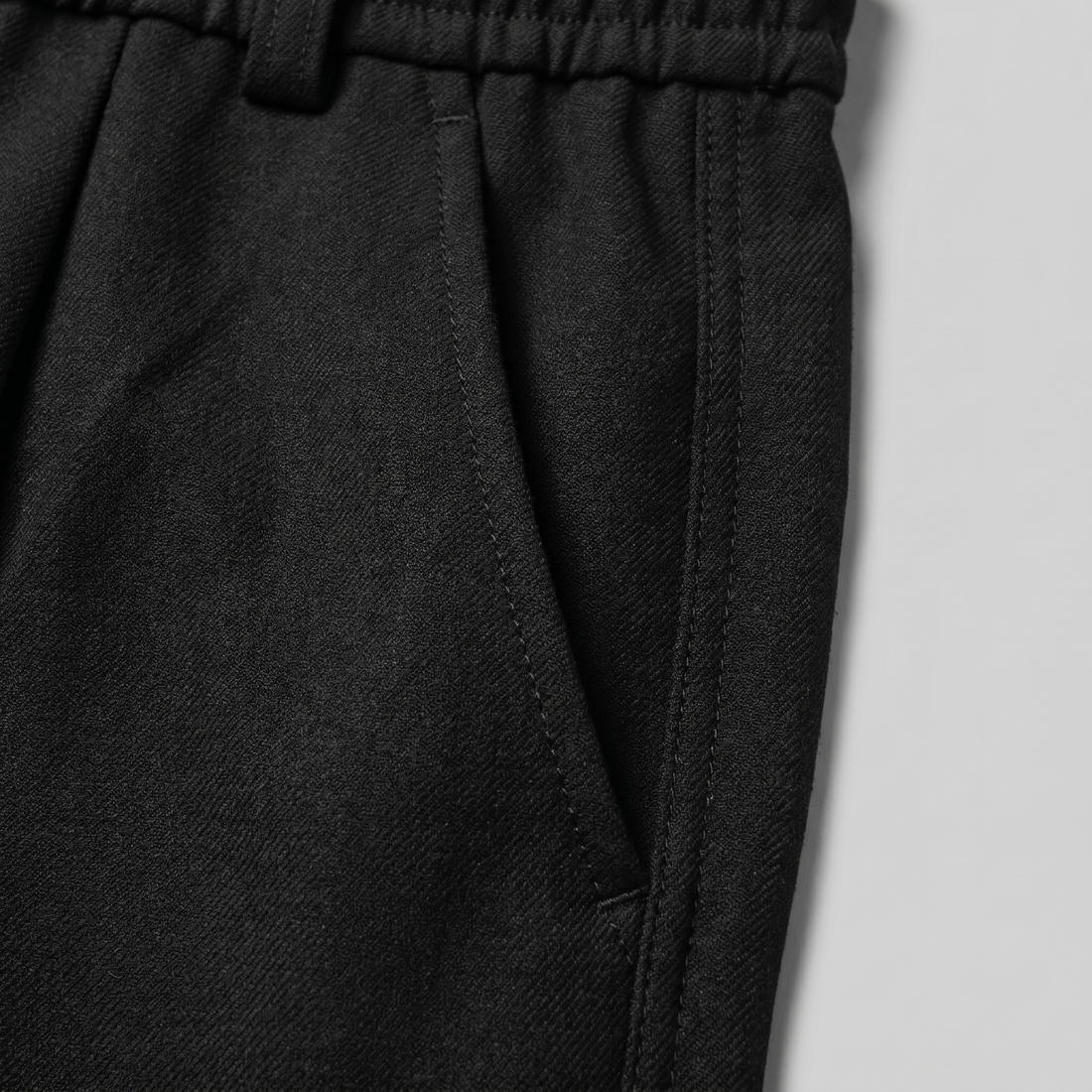 Men's Relaxed Drawstring Tapered Trousers