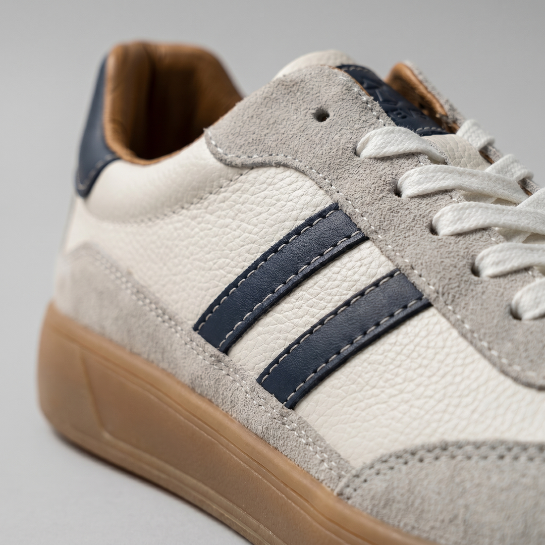 Men's Classic Retro Sneakers BOGO