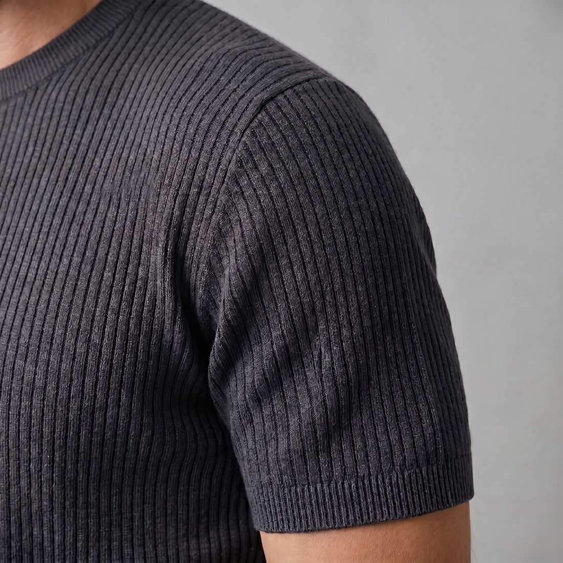 Men's Ribbed Knit Crew Neck T-Shirt