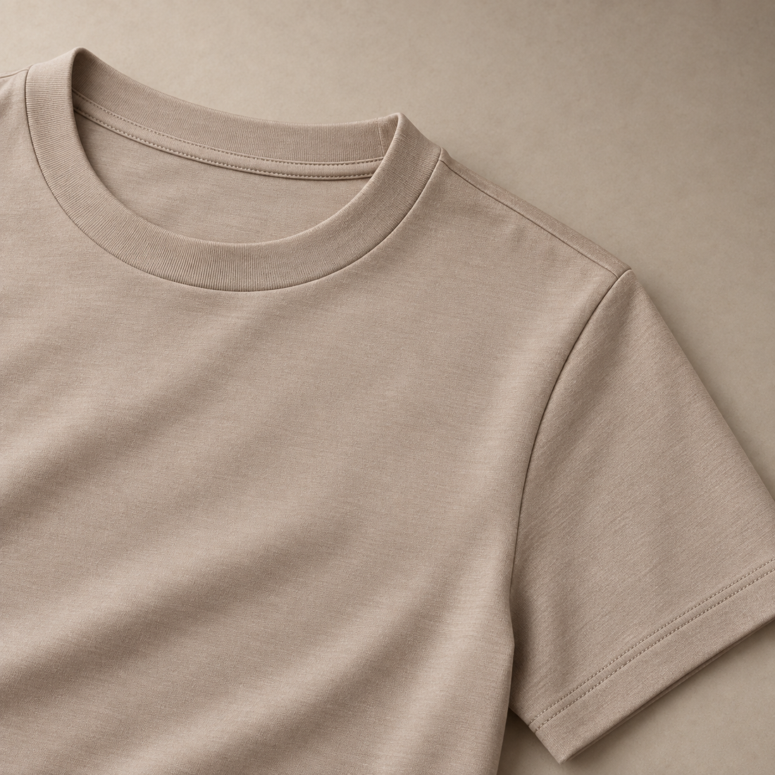 Men's Shiny Crewneck T-Shirt