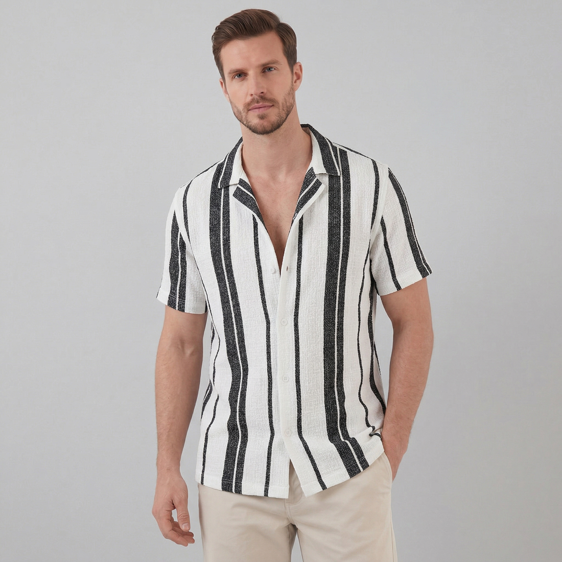 Men's Short Sleeve Button-Down Shirt