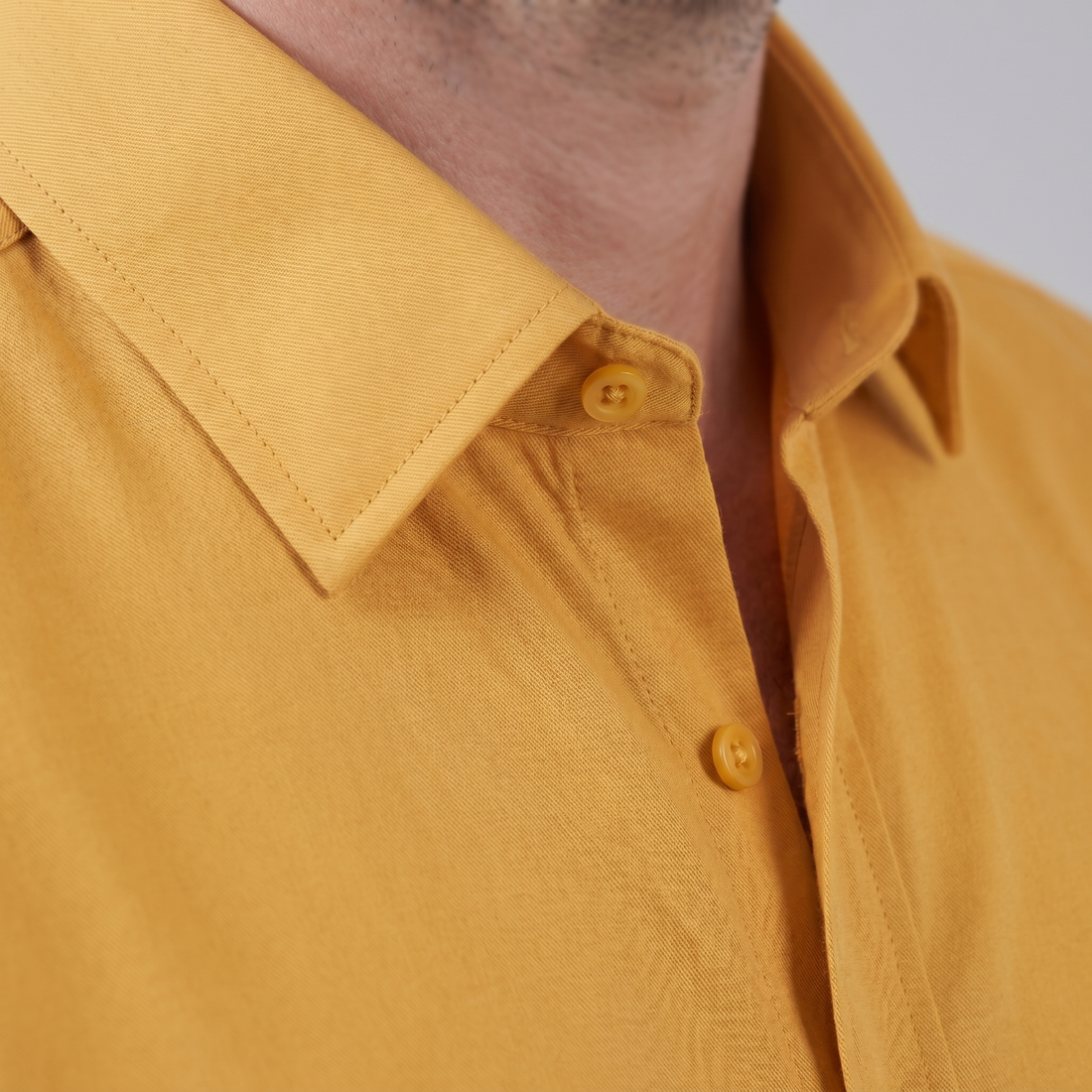 Men's Slim Fit Long-Sleeve Dress Shirt