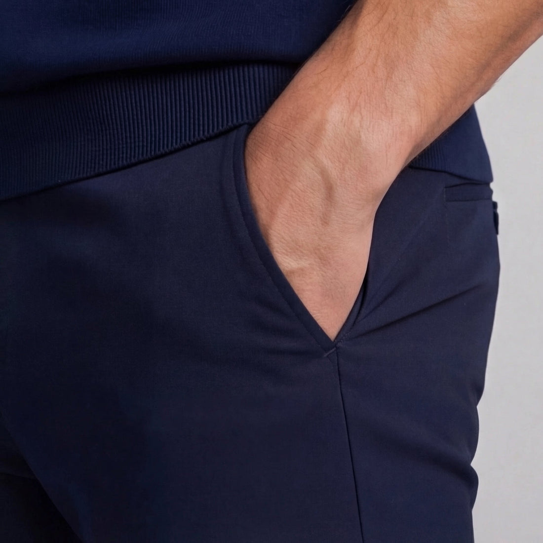 Men's Straight-Fit Chino Trousers