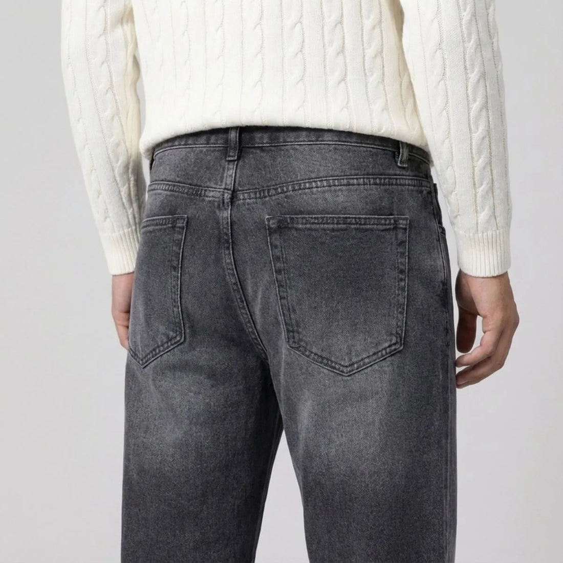Men's Straight Leg Classic Jeans
