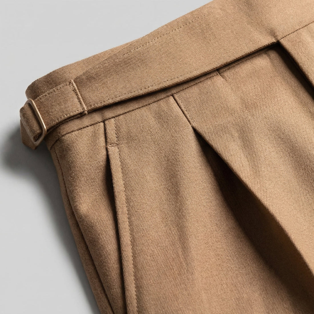 Men's Tailored fit Pleated Trousers