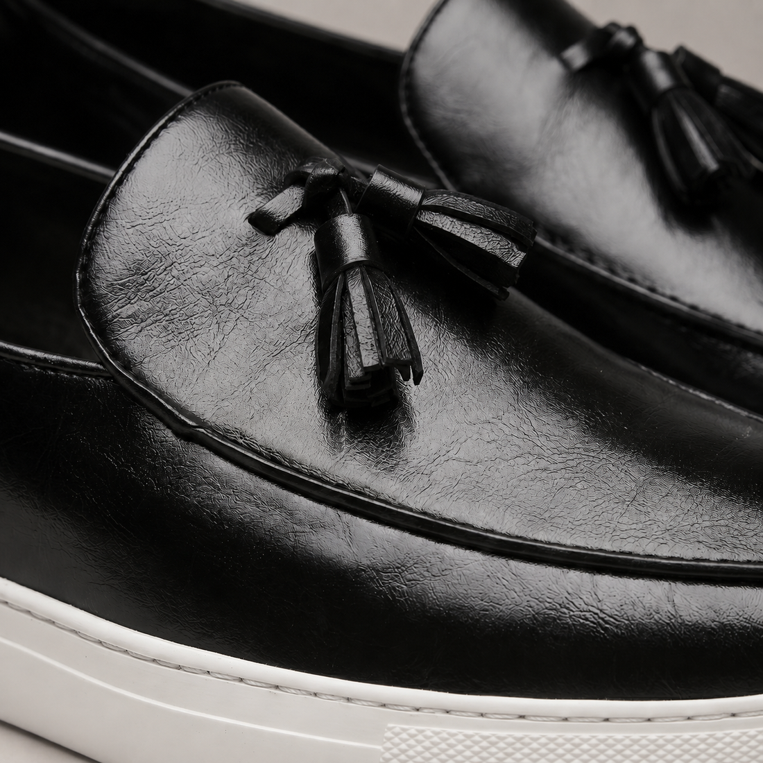 Men's Tassel Loafers for Smart Casual Outings