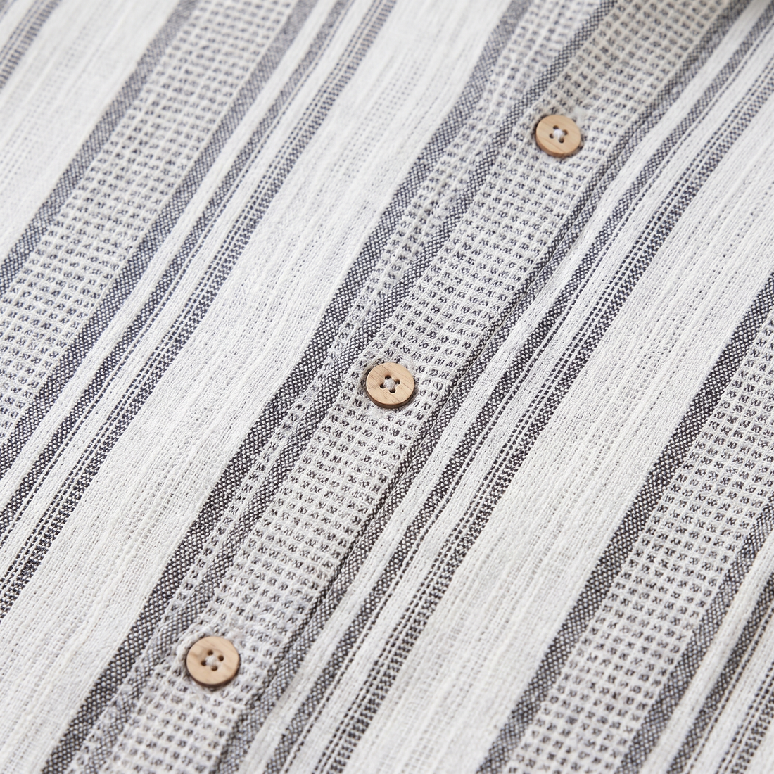 Men's Textured Stripe Button-Up Summer Shirt