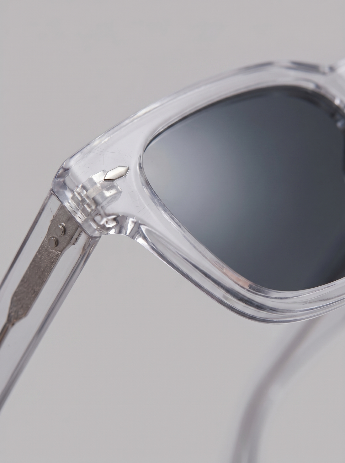 Men's Trendy Sunglasses with Dark Lenses
