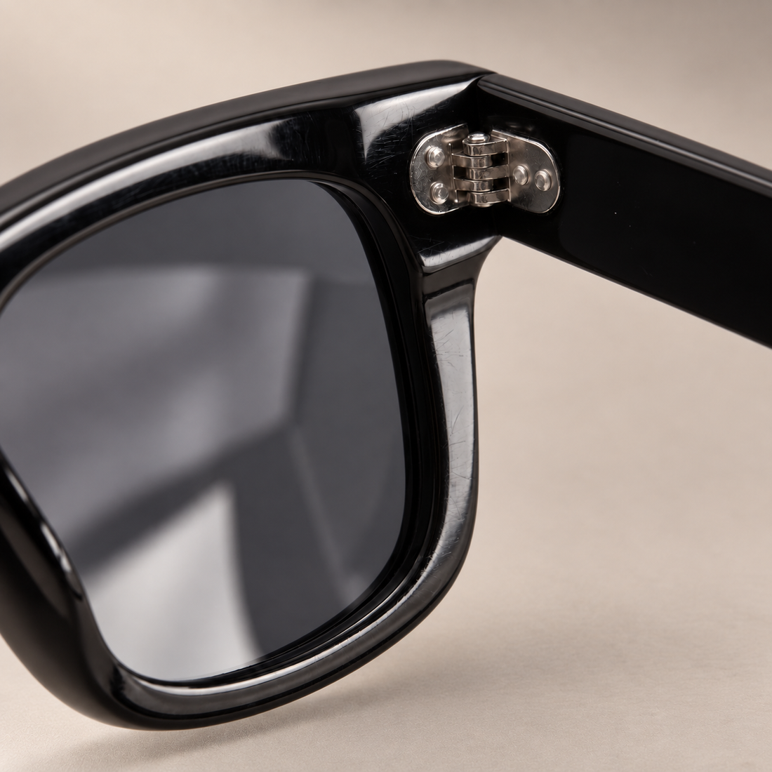 Men's Trendy Sunglasses with Dark Lenses