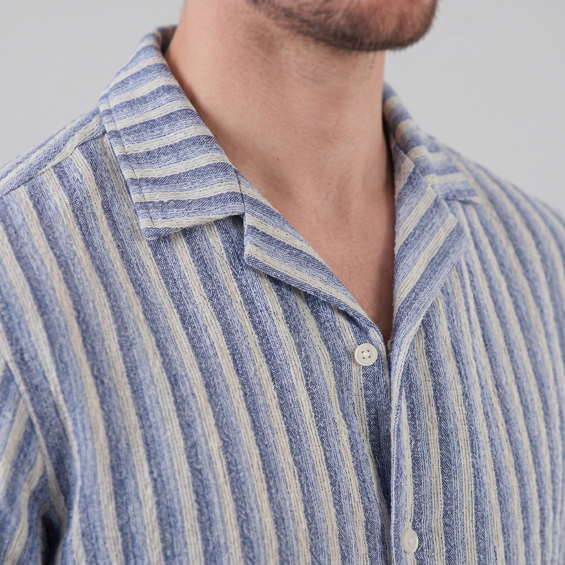 Men's Vertical Stripe Knit Resort Shirt