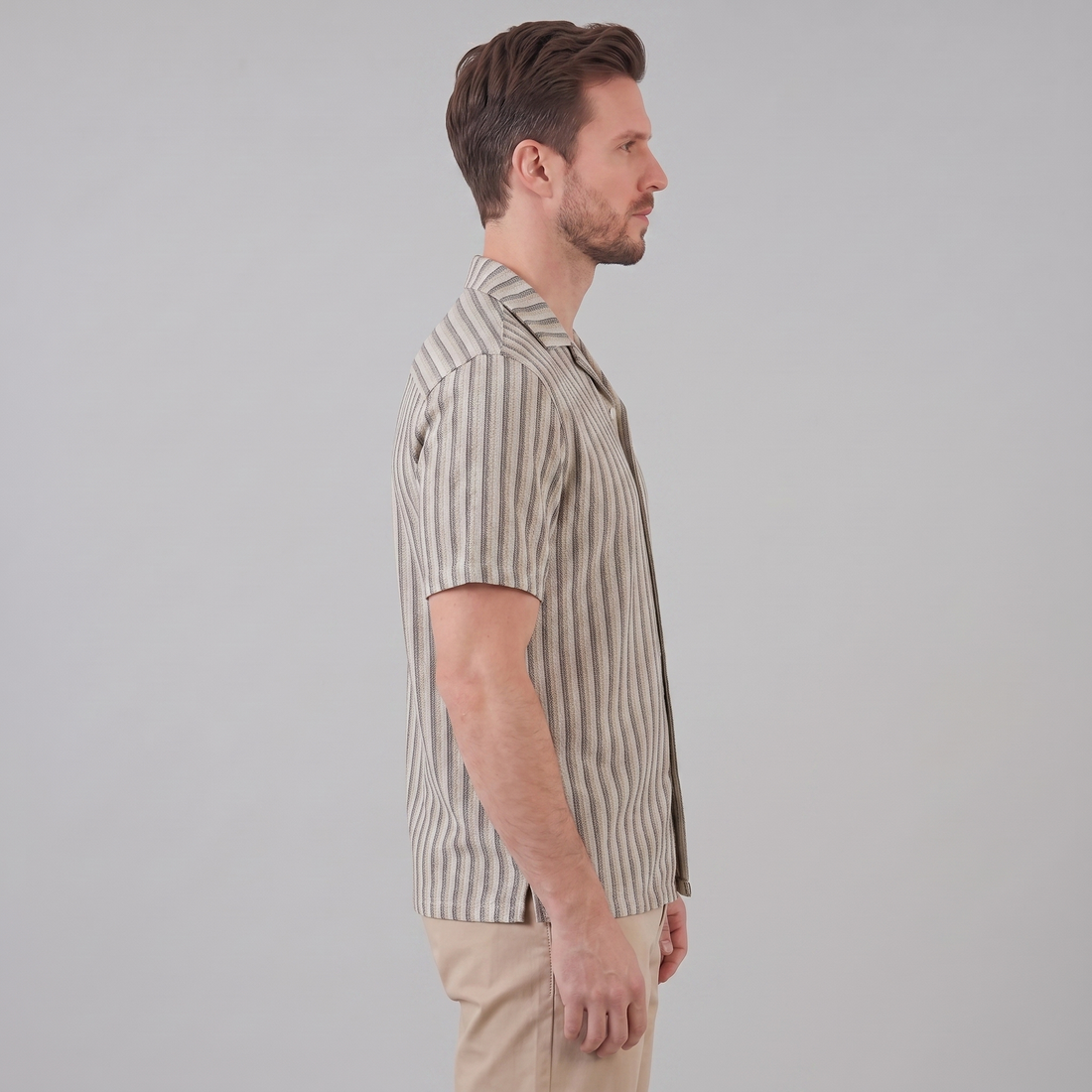 Men's Vertical Stripe Knit Resort Shirt