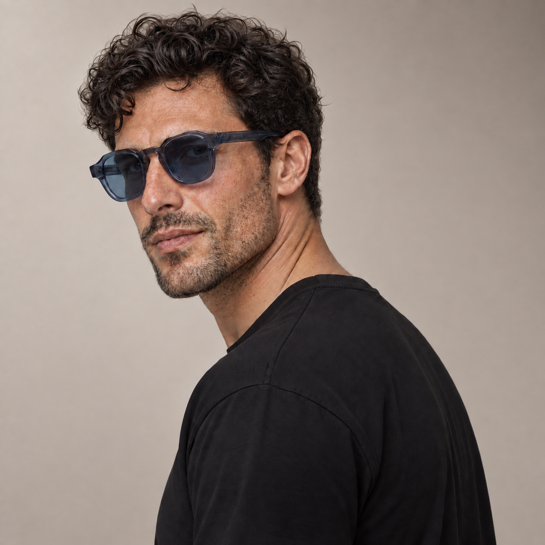 Men's Vintage Square Sunglasses with Dark Lenses