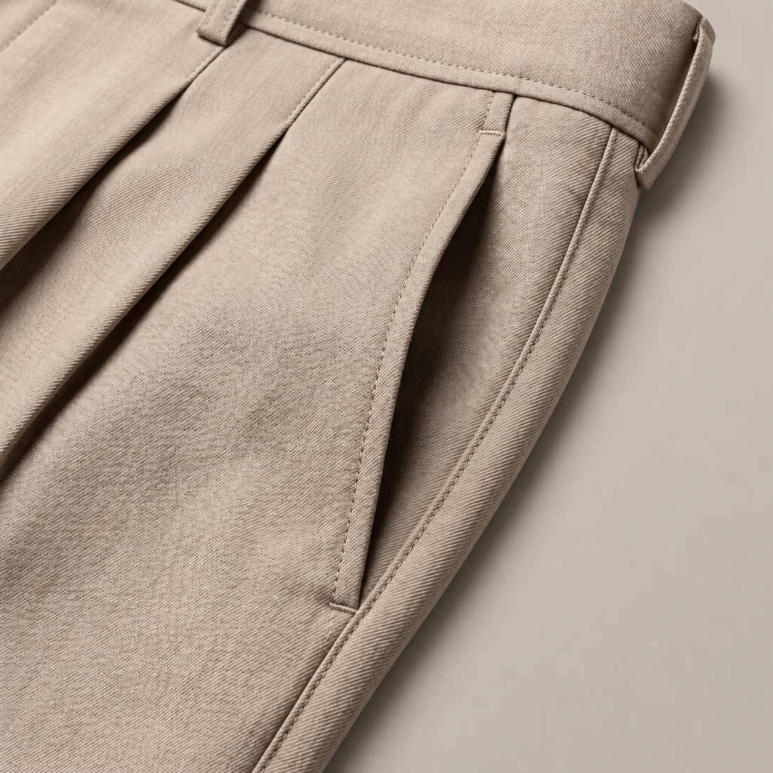 Men's Wide-Leg Belted Tailored Trousers