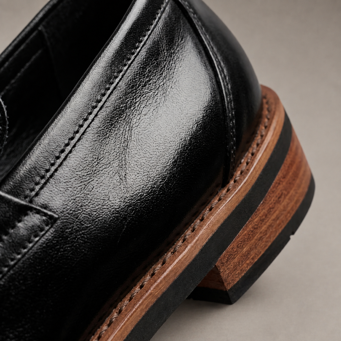 Men's Classic Leather Penny Loafers