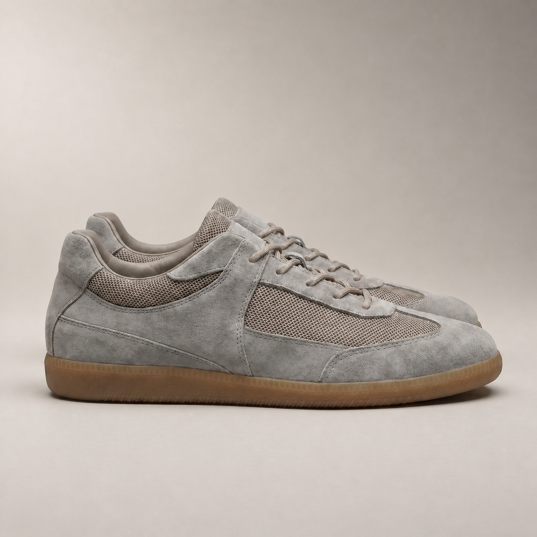 Men's Classic Low-Top Trainers