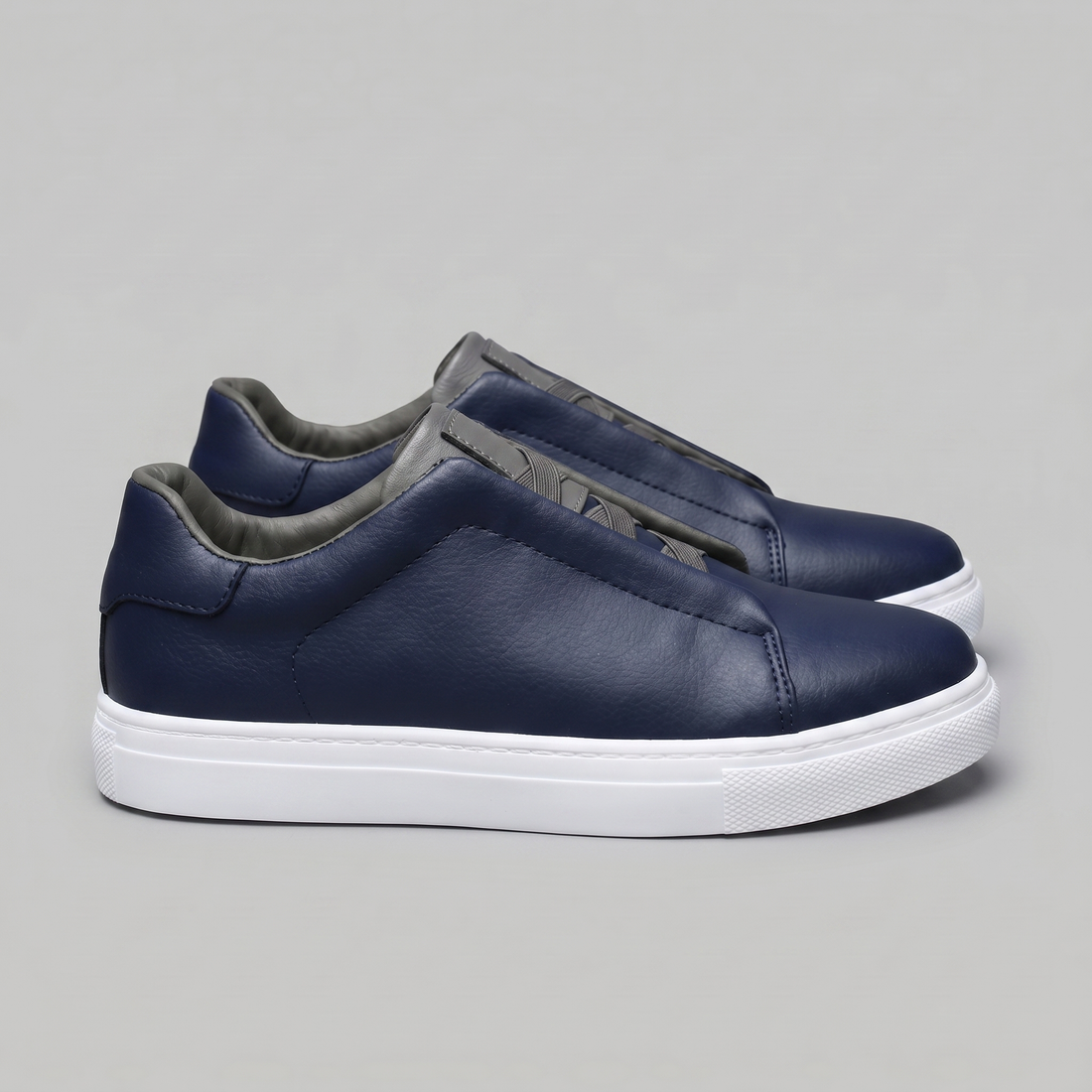 Men's Classic Sneakers without Laces