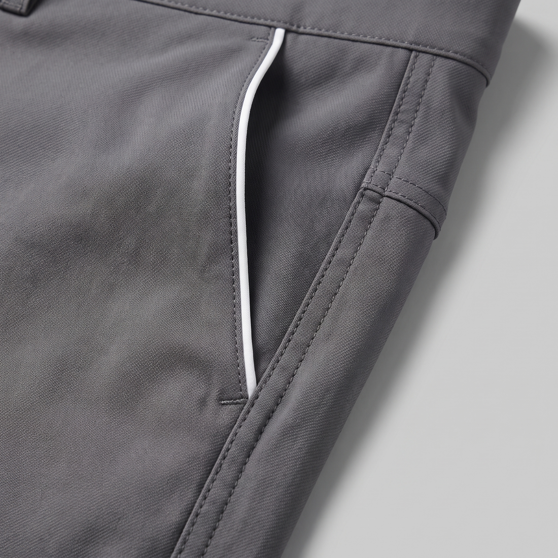 Men's Contrast Piping Chino Shorts