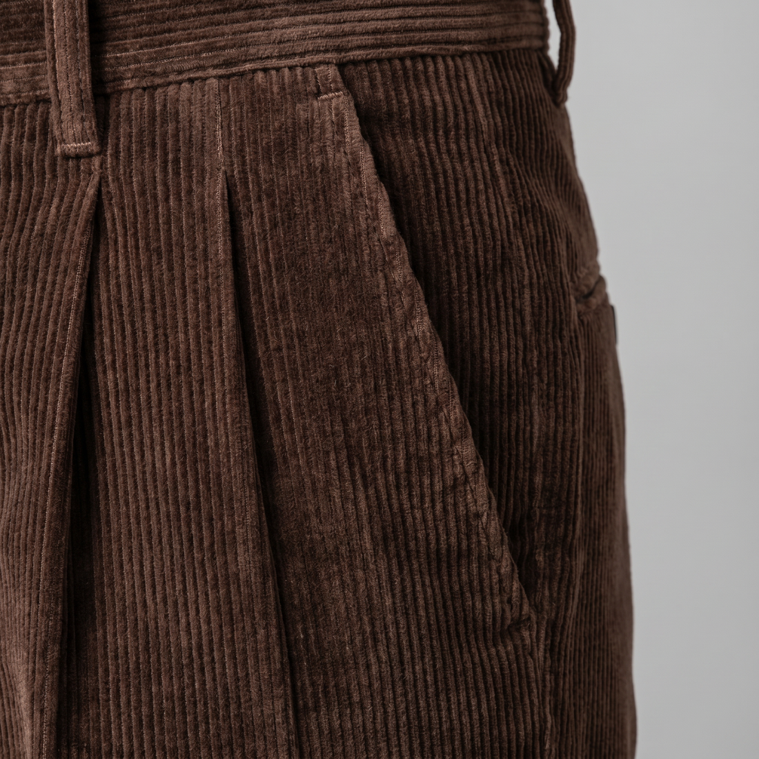 Men's Corduroy Pleated Trousers