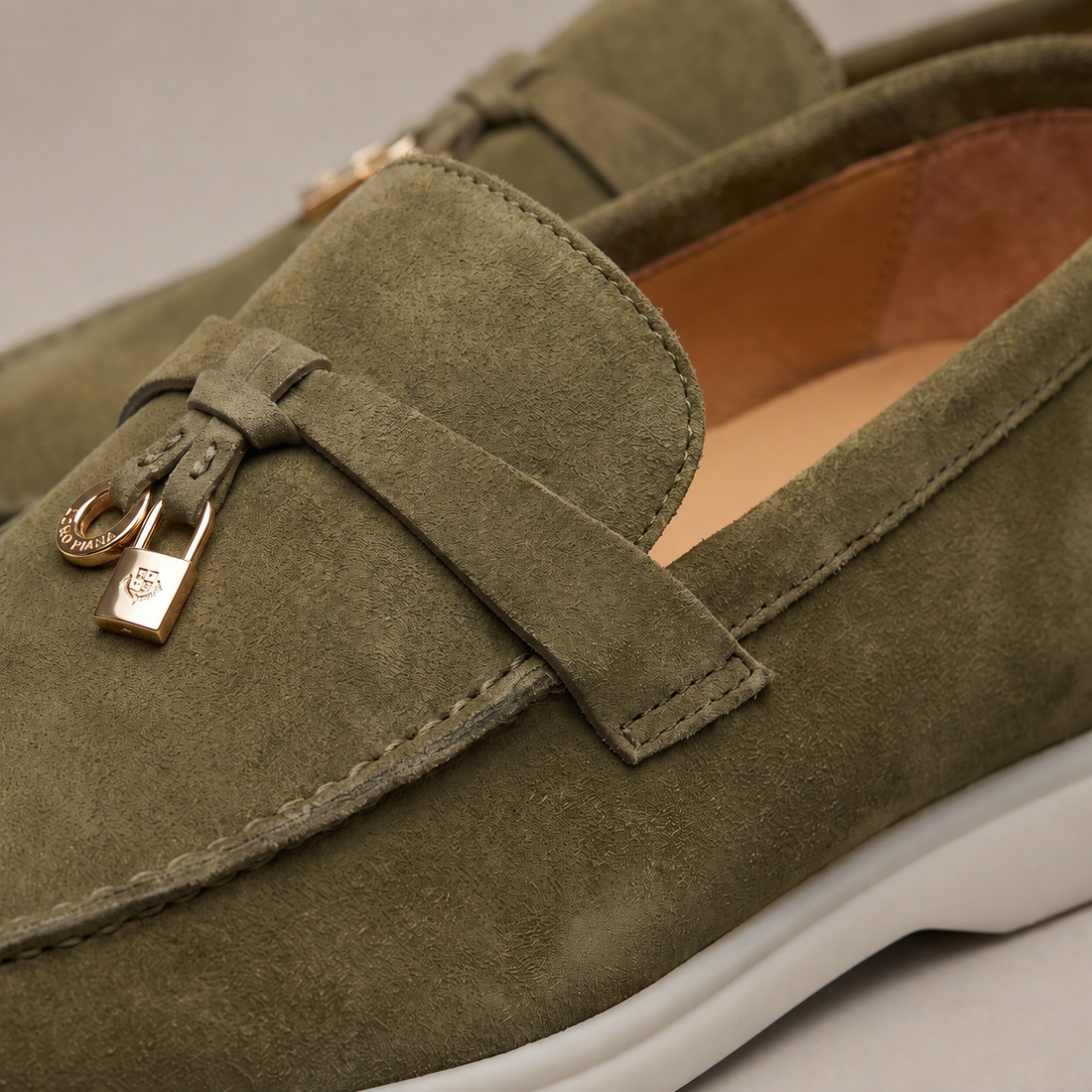 Men's Cowhide Suede Tassel Loafers