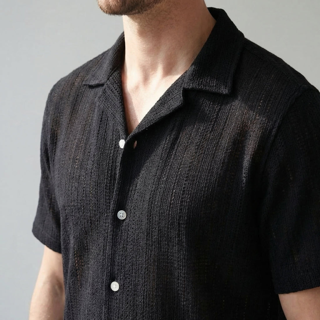 Men's Lightweight Button-Down Shirt for Summer