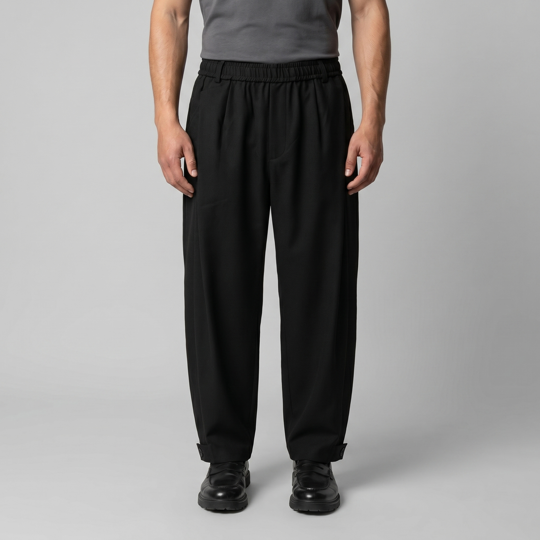 Men's Relaxed Drawstring Tapered Trousers