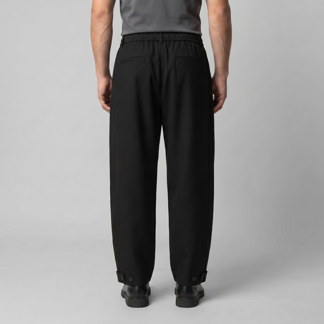 Men's Relaxed Drawstring Tapered Trousers