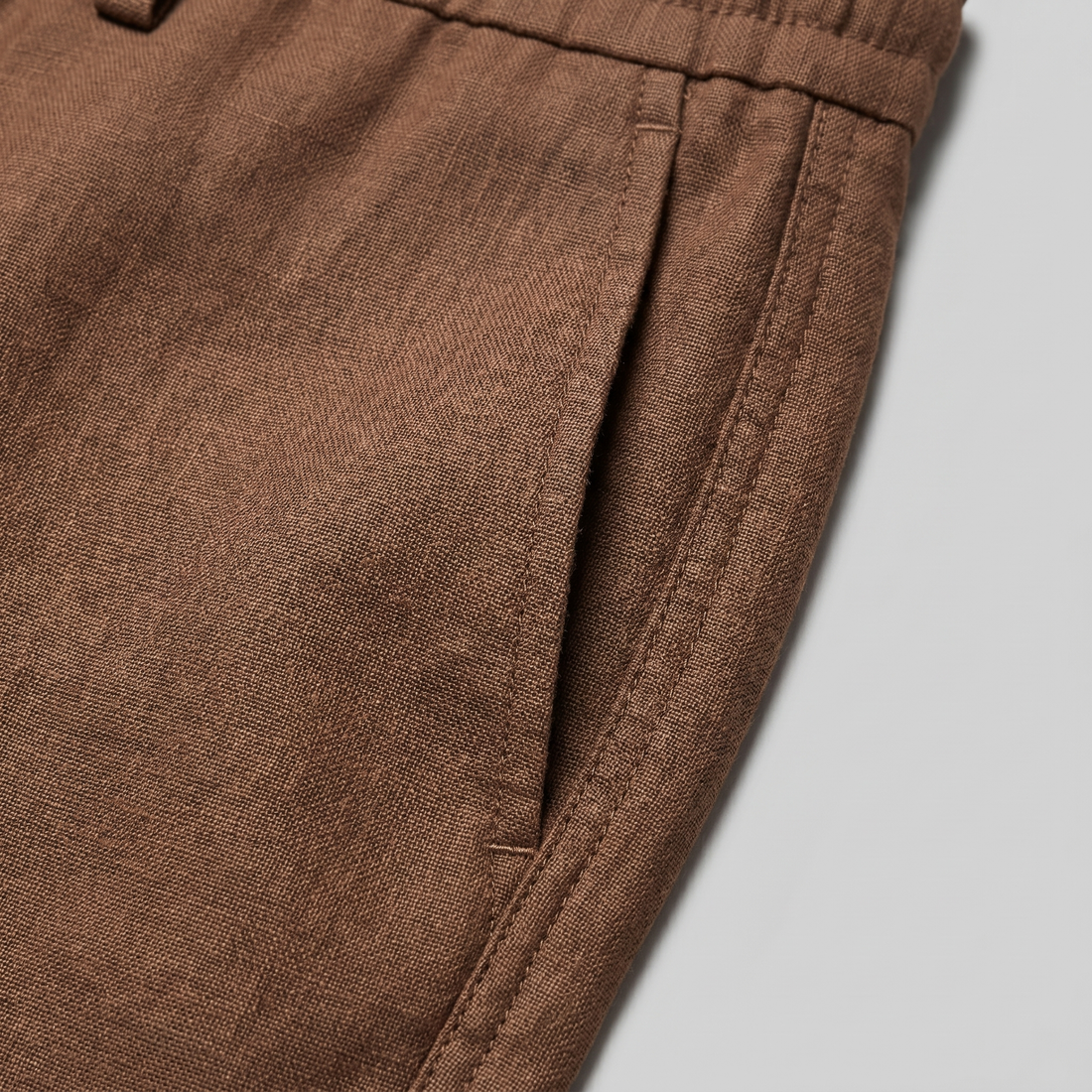 Men's Relaxed Drawstring Tapered Trousers