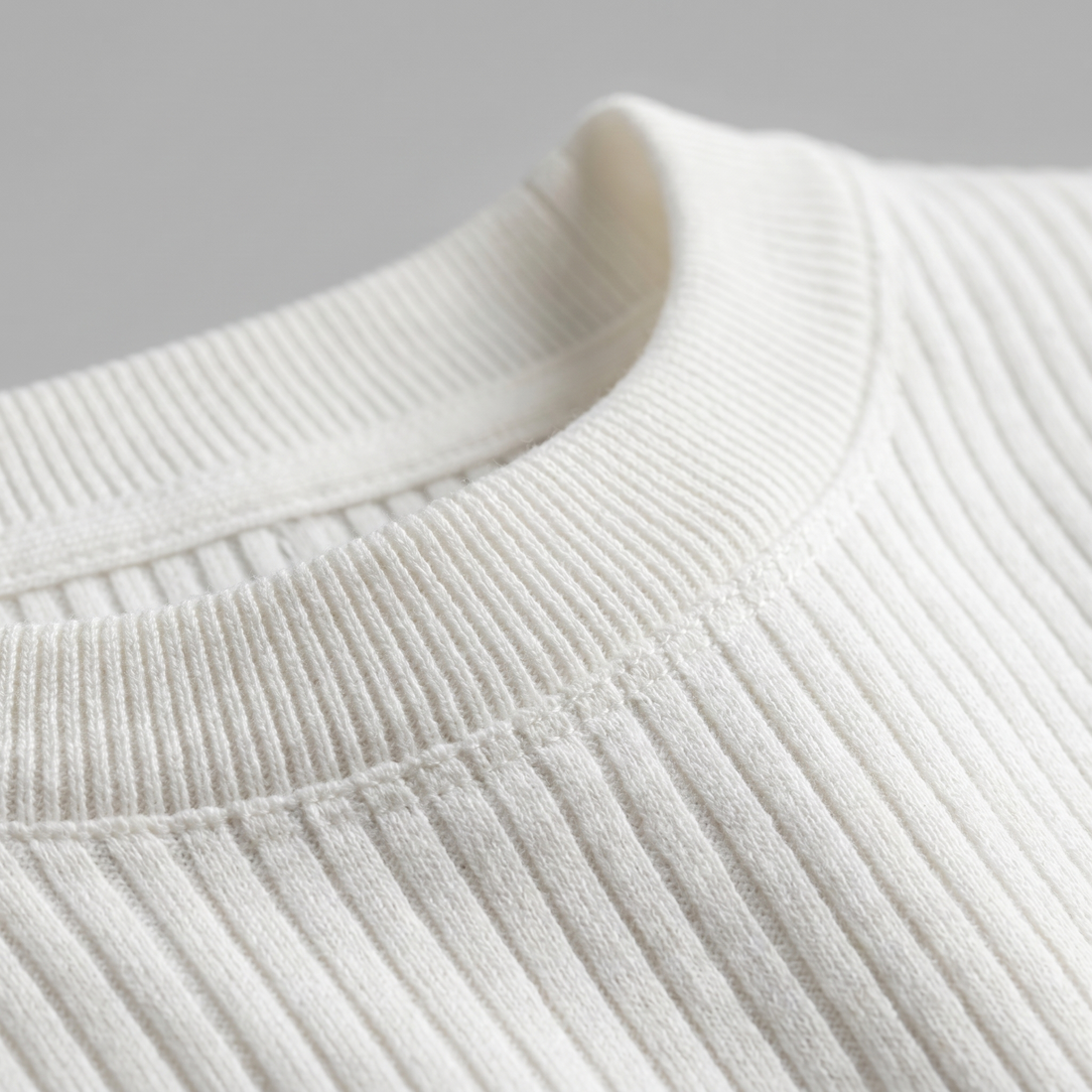 Men's Ribbed Knit Crew Neck T-Shirt
