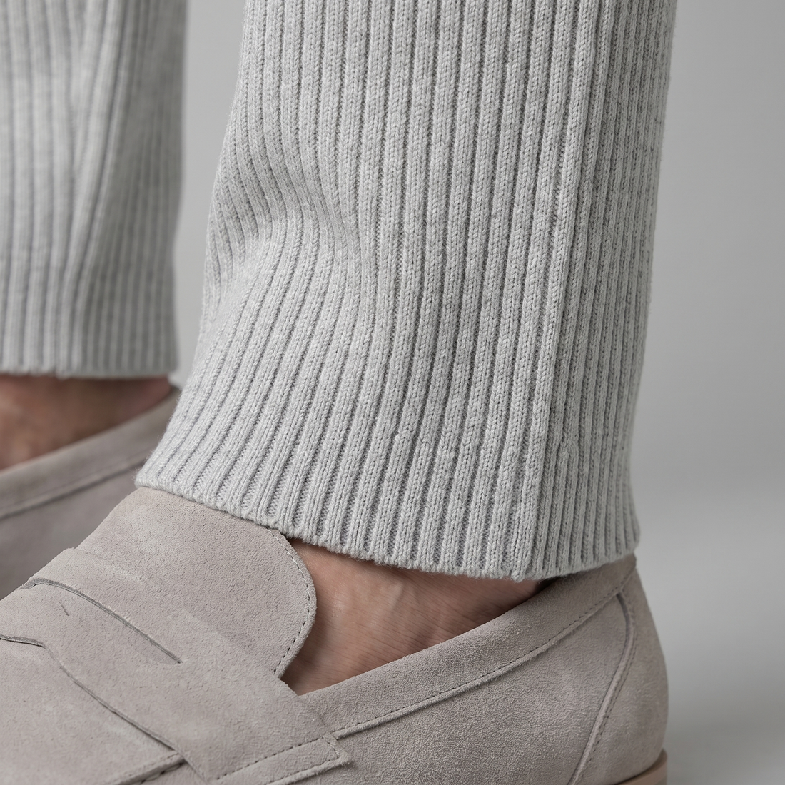 Men's Ribbed Trousers for Casual Comfort