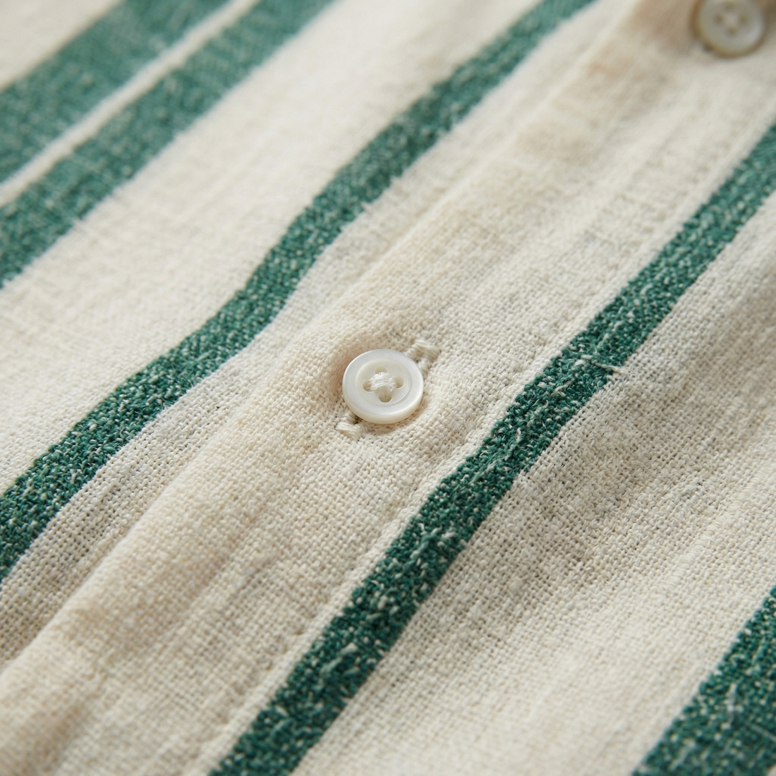 Men's Short Sleeve Button-Down Shirt