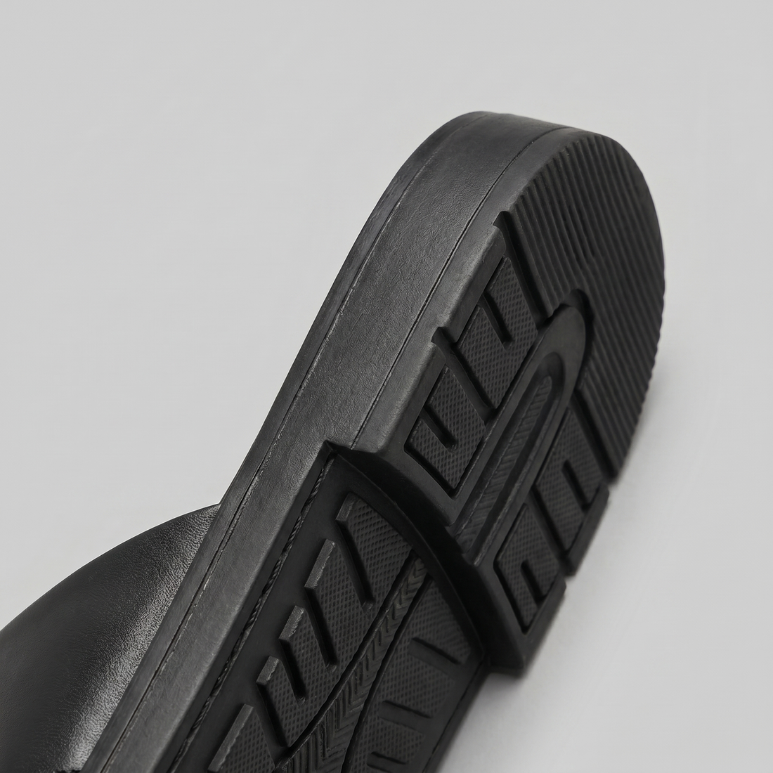 Men's Slide Sandals with Cross Strap Design