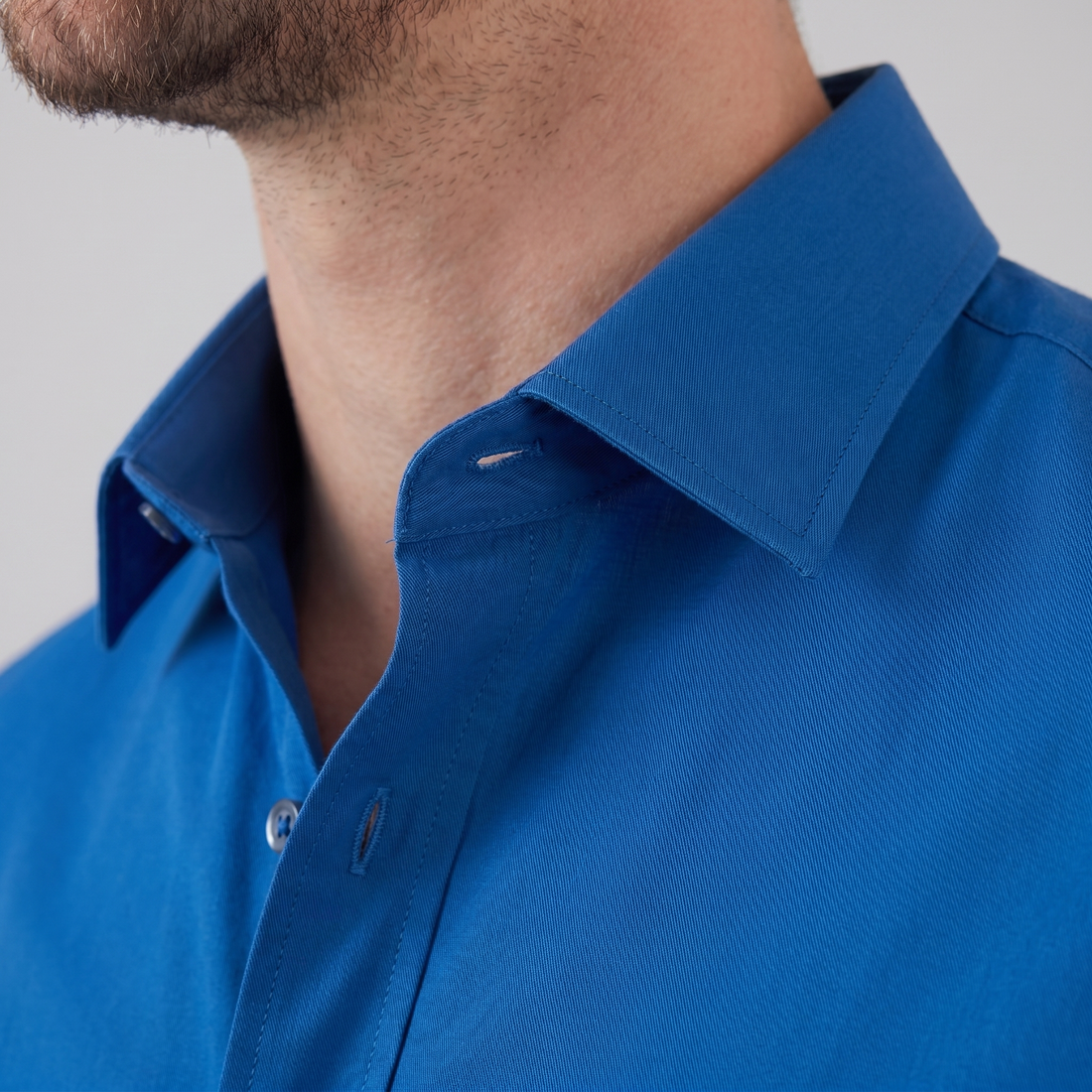 Men's Slim Fit Long-Sleeve Dress Shirt