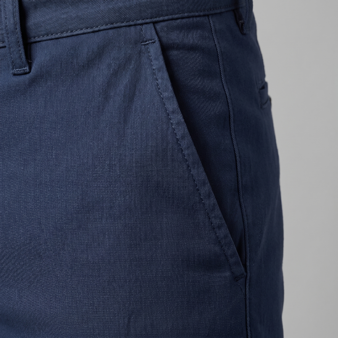 Men's Straight Leg Chino Trousers