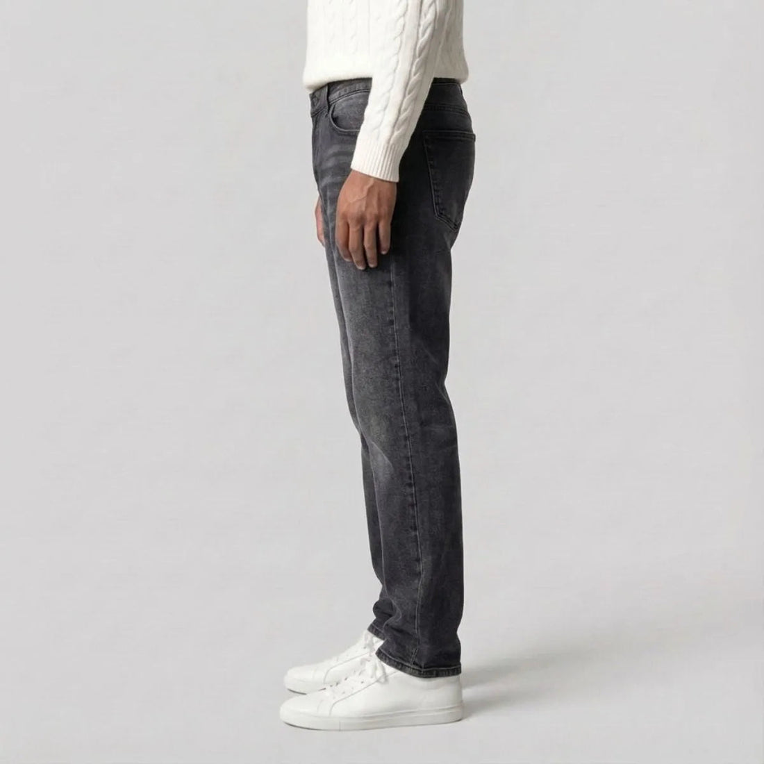 Men's Straight Leg Classic Jeans