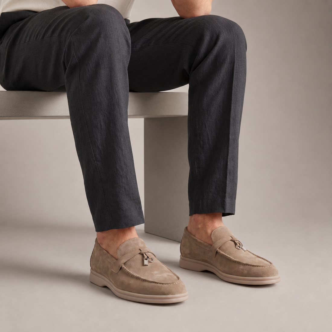 Men's Suede Metal Buckle Loafers