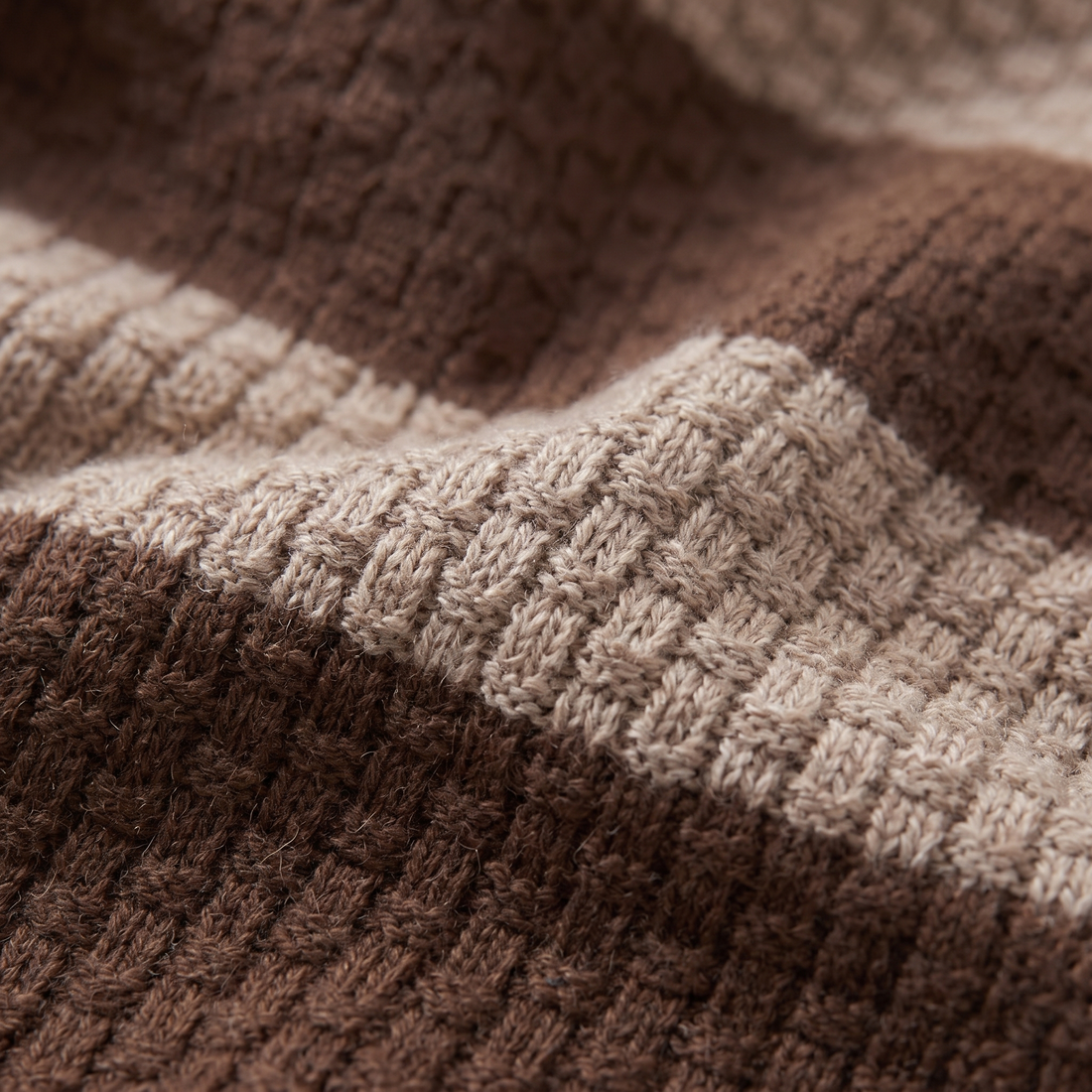 Men’s Textured Crochet Knit Polo Shirt