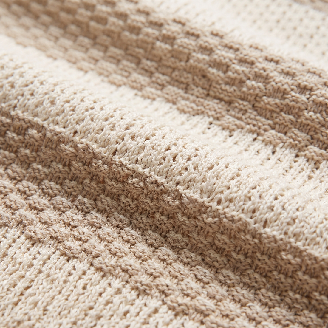 Men’s Textured Crochet Knit Polo Shirt